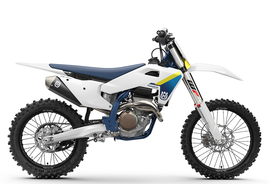 Husqvarna Offroad-Motorrad in weiß-blauer Lackierung mit robusten Reifen und sportlichem Design, erhältlich bei Bräuer Motorradsport KG.